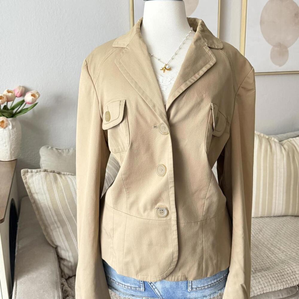 Vintage Beige Tailored Blazer